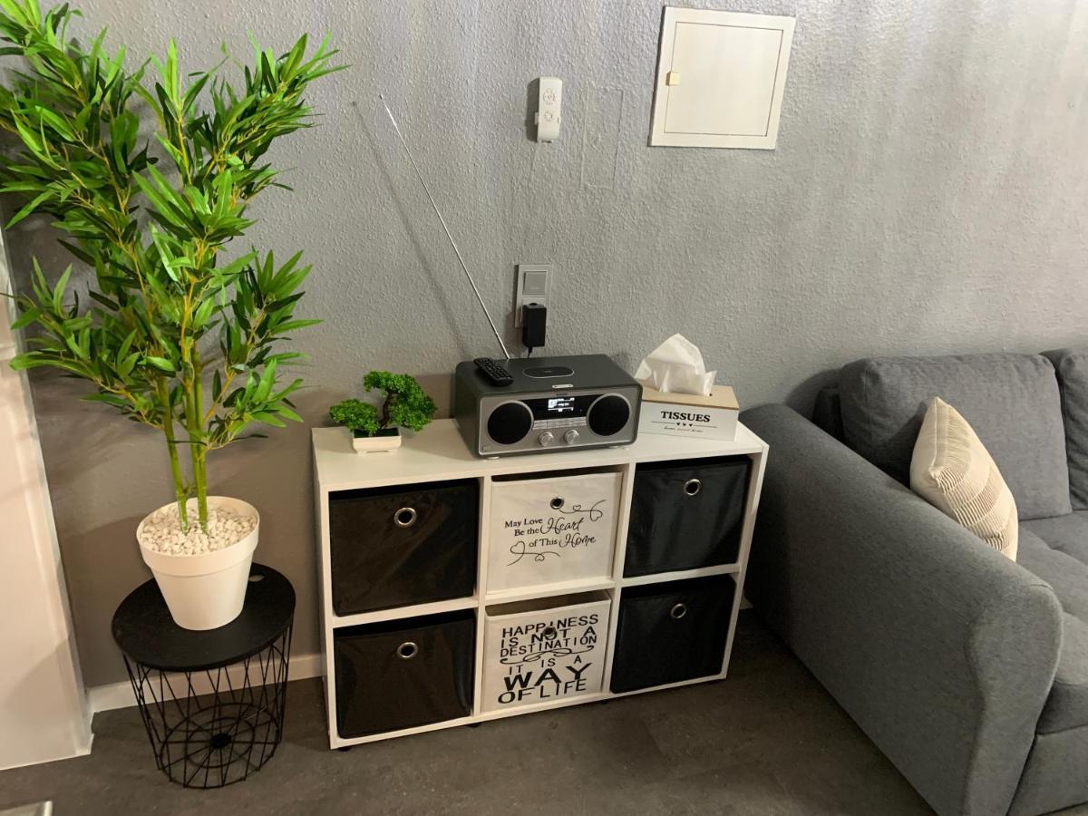 Exklusive Stadtwohnung Am Elbradweg: Best-Preis-Fewo Rathausblick 1 Fuer Max. 3 Pers. Inkl. Wlan, Prime Video & Self Check-In Wittenberge Exterior foto